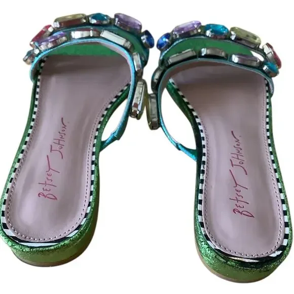 BETSEY JOHNSON WILLET BEJEWELED GREEN METALLIC SLIDES 6.5 - Picture 7 of 10